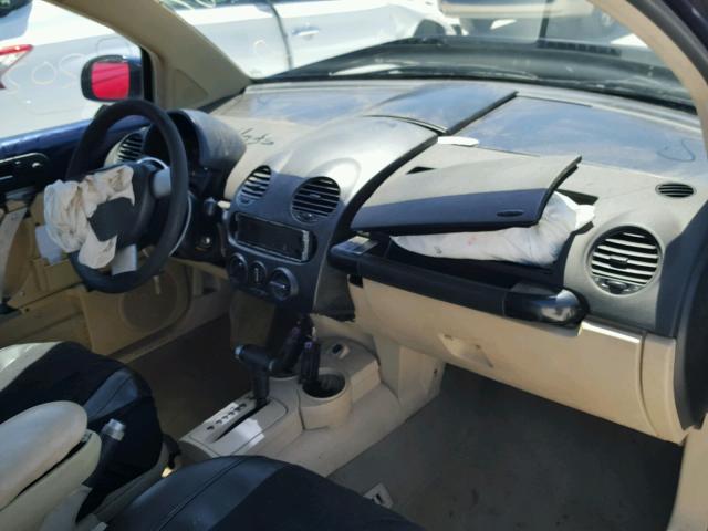 3VWCP21C92M439045 - 2002 VOLKSWAGEN NEW BEETLE 蓝色 照片 9