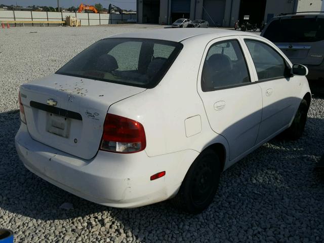 KL1TD52674B196729 - 2004 CHEVROLET AVEO WHITE photo 4