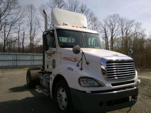 1FUBA5CG87LY87330 - 2007 FREIGHTLINER CONVENTION WHITE photo 1
