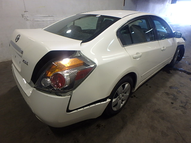 1N4AL21E18N543637 - 2008 NISSAN ALTIMA 2.5 WHITE photo 4