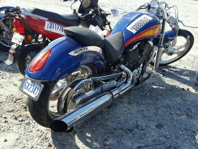 5VPGB16D243000385 - 2004 VICTORY MOTORCYCLES VEGAS Mavi foto 4