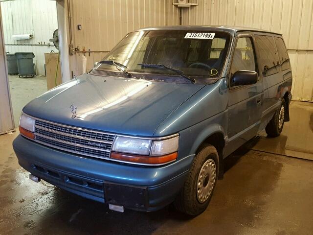 2P4GH2530SR104708 - 1995 PLYMOUTH VOYAGER BLUE photo 2