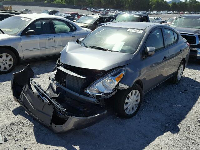 3N1CN7AP5GL904476 - 2016 NISSAN VERSA S SILVER photo 2