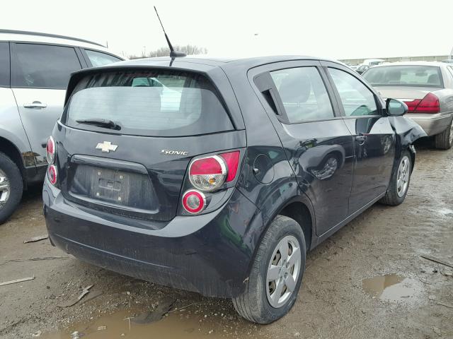 1G1JB6SGXD4166884 - 2013 CHEVROLET SONIC LS 黑色 照片 4