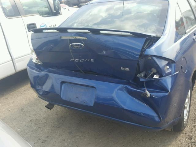 1FAHP36N39W220431 - 2009 FORD FOCUS SES BLUE photo 9