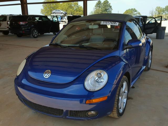 3VWSF31Y17M402000 - 2007 VOLKSWAGEN NEW BEETLE 蓝色 照片 2