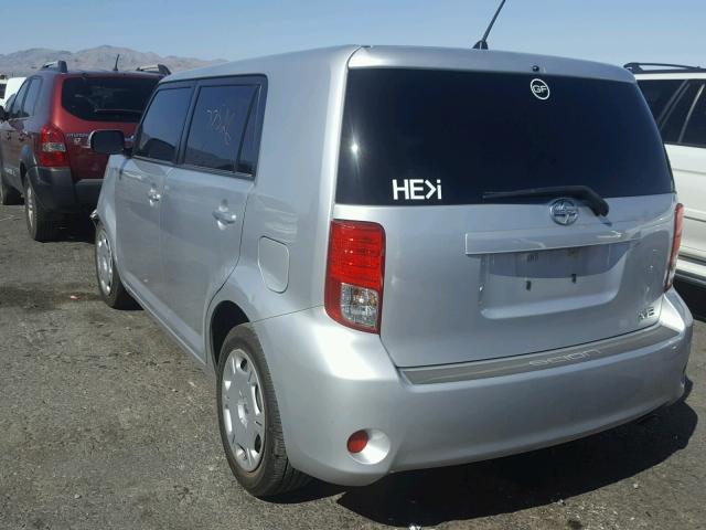 JTLZE4FE3CJ001570 - 2012 TOYOTA SCION XB SILVER photo 3