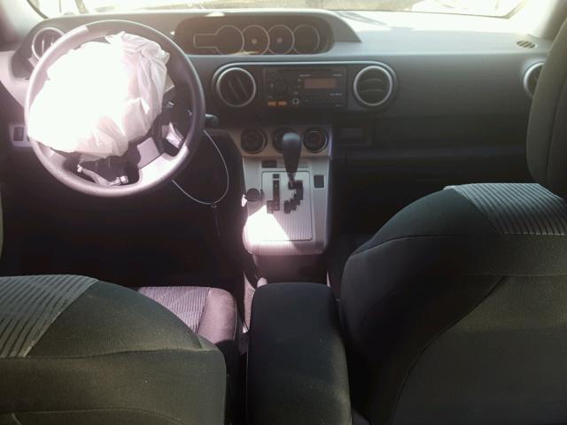 JTLZE4FE3CJ001570 - 2012 TOYOTA SCION XB SILVER photo 9