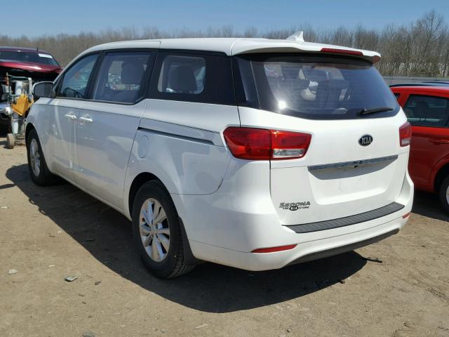 KNDMA5C10H6257684 - 2017 KIA SEDONA L WHITE photo 3