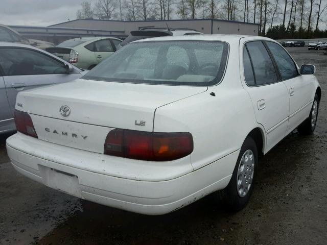 JT2BG12K0T0377529 - 1996 TOYOTA CAMRY DX WHITE photo 4