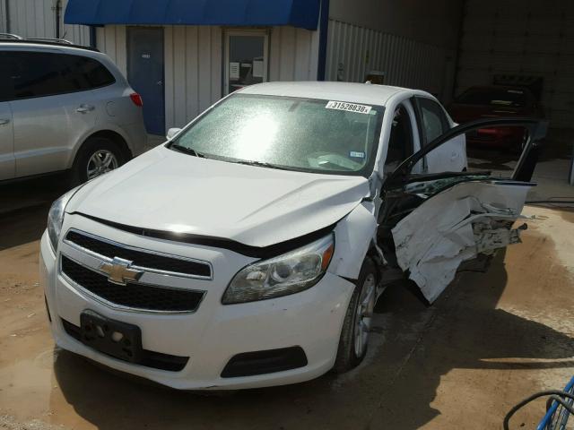 1G11C5SAXDF145640 - 2013 CHEVROLET MALIBU 1LT WHITE photo 2