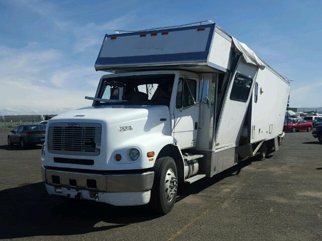 1FVABGAS23HJ17869 - 2003 FREIGHTLINER MEDIUM CON WHITE photo 2