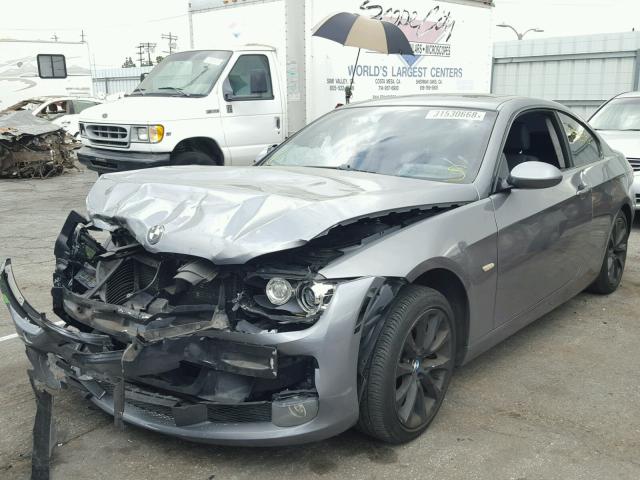 WBAWV135X9P122665 - 2009 BMW 328 I SULE GRAY photo 2