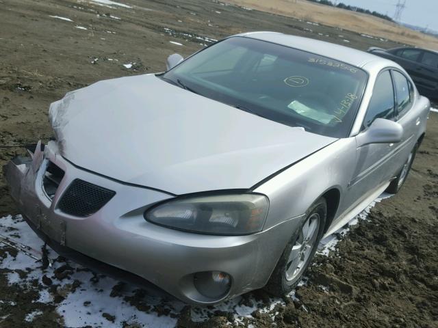 2G2WP552761191625 - 2006 PONTIAC GRAND PRIX SILVER photo 2