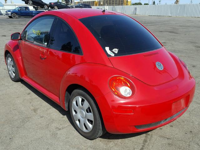 3VWPG3AGXAM013969 - 2010 VOLKSWAGEN NEW BEETLE წითელი ფოტო 3