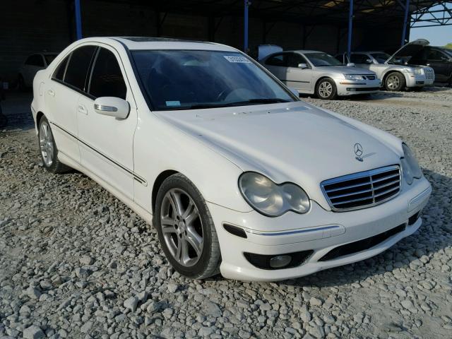 WDBRF52HX6A850144 - 2006 MERCEDES-BENZ C GENERATI WHITE photo 1