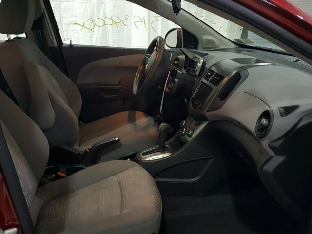 1G1JA5SG4D4252169 - 2013 CHEVROLET SONIC LS 红色 照片 5