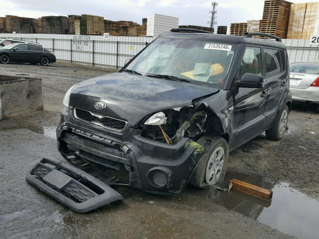 KNDJT2A50D7751999 - 2013 KIA SOUL BLACK photo 2