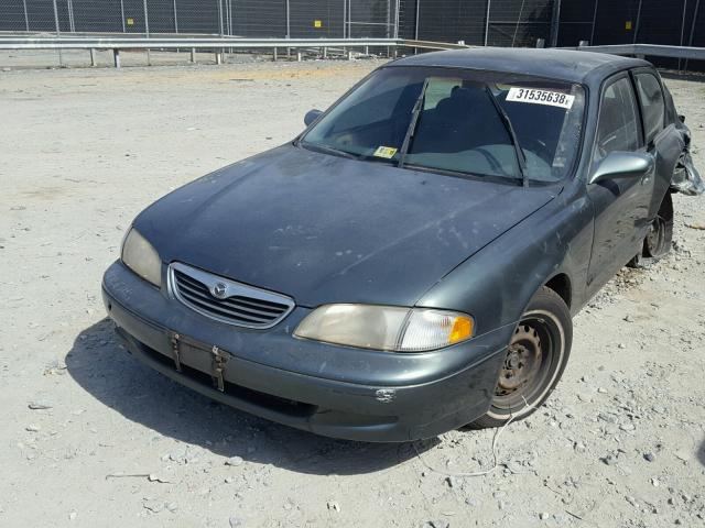 1YVGF22C2W5711155 - 1998 MAZDA 626 DX GREEN photo 2