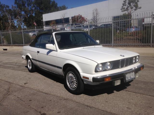 WBABB2312MEC23877 - 1991 BMW 325 IC AUT WHITE photo 3