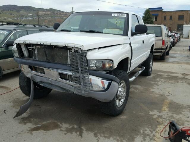 3B7KF23W82M271990 - 2002 DODGE RAM 2500 WHITE photo 2