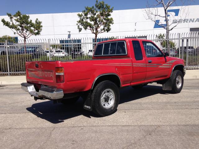 JT4VN13G2M5058044 - 1991 TOYOTA PICKUP 1/2 RED photo 4