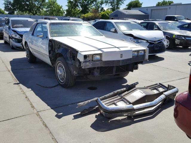 1G3AZ57Y5DE304873 - 1983 OLDSMOBILE TORONADO B WHITE photo 1