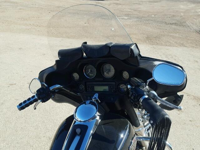 1HD1FC4158Y682294 - 2008 HARLEY-DAVIDSON FLHTCUI Қара фото 5