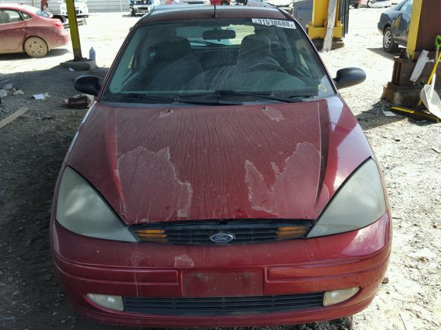 3FAFP31373R133560 - 2003 FORD FOCUS ZX3 RED photo 9
