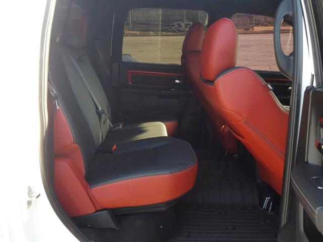 1C6RR7YT5HS552430 - 2017 RAM 1500 REBEL თეთრი ფოტო 6