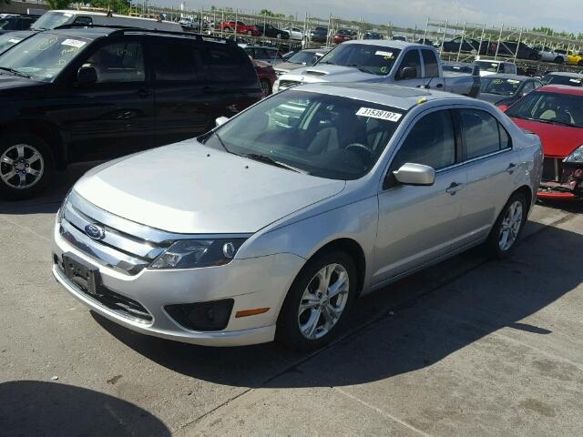 3FAHP0HA1CR337444 - 2012 FORD FUSION SE SILVER photo 2