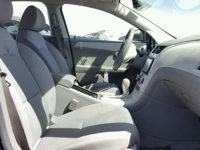 1G1ZB5EB3AF218949 - 2010 CHEVROLET MALIBU LS 黑色 照片 5