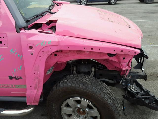 5GTDN136768318354 - 2006 HUMMER H3 PINK photo 9