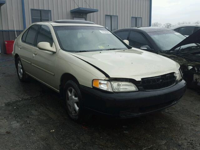 1N4DL01D4WC192028 - 1998 NISSAN ALTIMA XE BEIGE photo 1