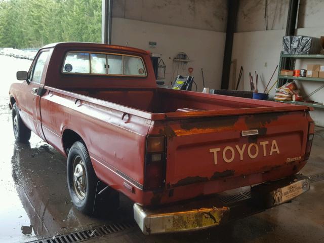 JT4RN44D4B0035253 - 1981 TOYOTA PICKUP / C RED photo 3