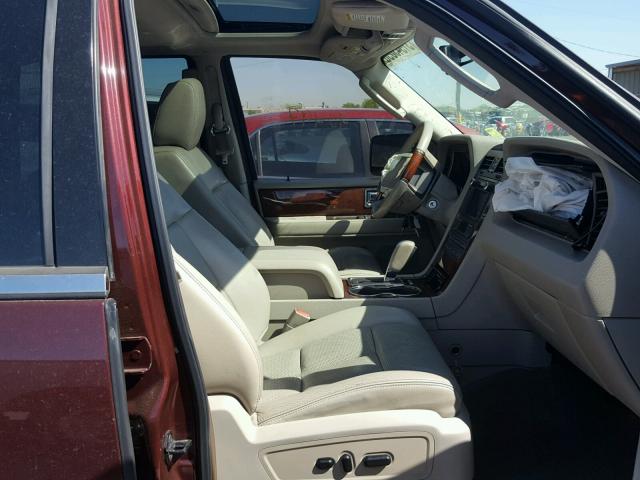 5LMJJ2H51BEJ01821 - 2011 LINCOLN NAVIGATOR 栗色 照片 5