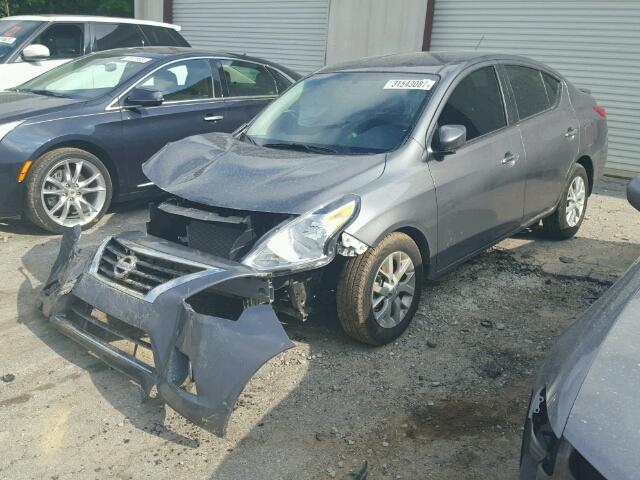 3N1CN7AP8GL874437 - 2016 NISSAN VERSA S GRAY photo 2