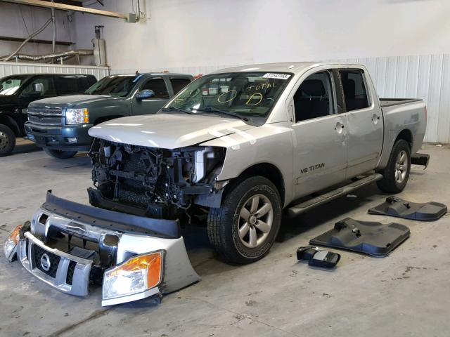 1N6BA0ED1EN512603 - 2014 NISSAN TITAN S SILVER photo 2