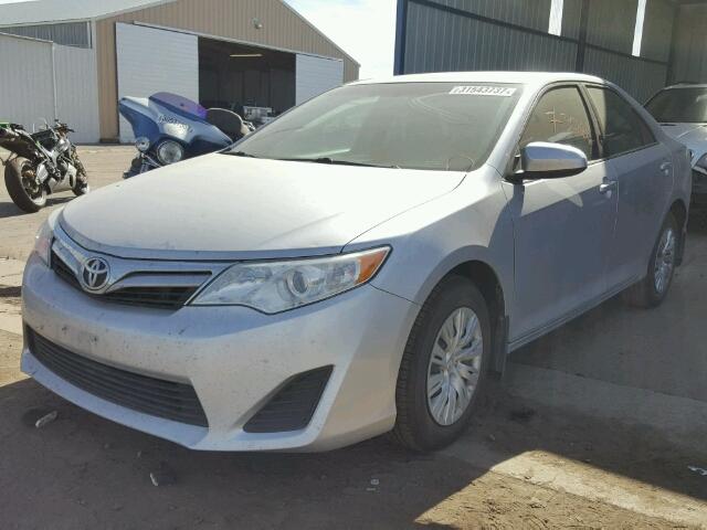 4T4BF1FK2DR334715 - 2013 TOYOTA CAMRY L SILVER photo 2