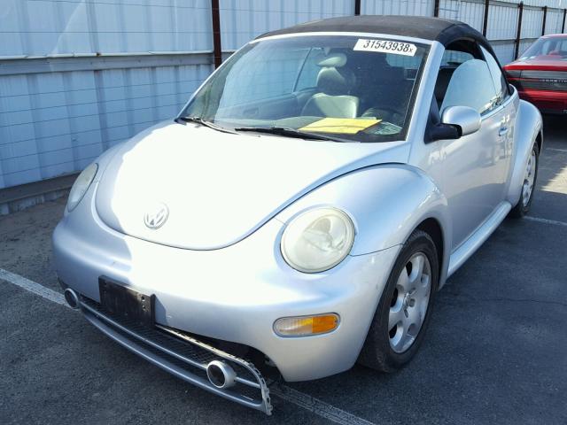 3VWCK21Y43M331461 - 2003 VOLKSWAGEN NEW BEETLE 银色 照片 2