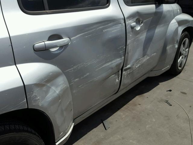 3GNBAADBXAS570709 - 2010 CHEVROLET HHR LS SILVER photo 9