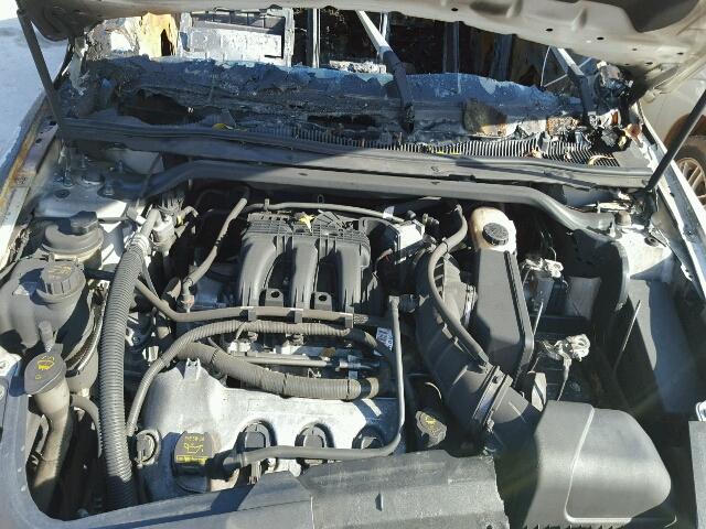 1FAHP2EW5AG111732 - 2010 FORD TAURUS SEL WHITE photo 7