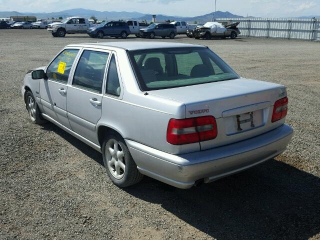 YV1LS5543W1478359 - 1998 VOLVO S70 SILVER photo 3