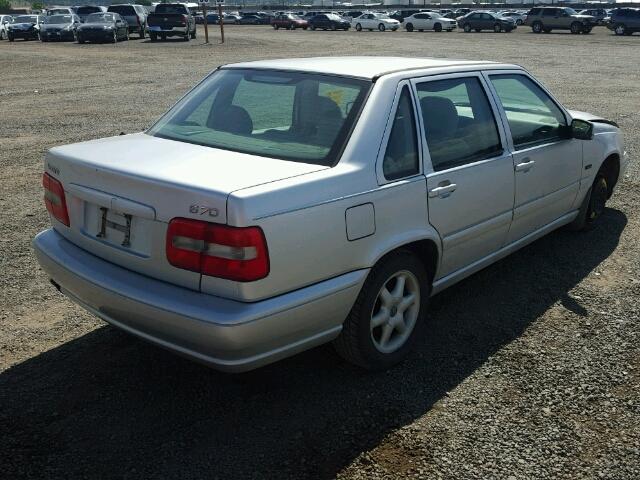 YV1LS5543W1478359 - 1998 VOLVO S70 SILVER photo 4