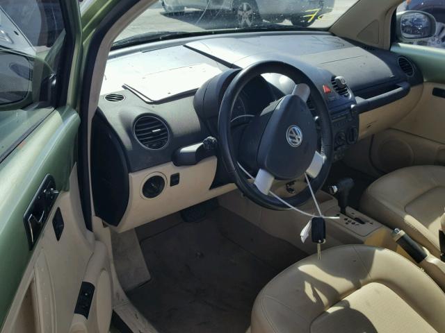 3VWPW31C89M500776 - 2009 VOLKSWAGEN NEW BEETLE 绿色 照片 9