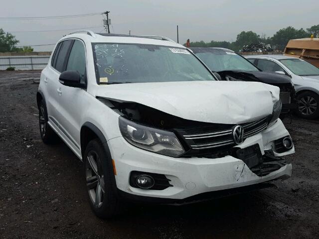 WVGUV7AX2HK008460 - 2017 VOLKSWAGEN TIGUAN SPO WHITE photo 1