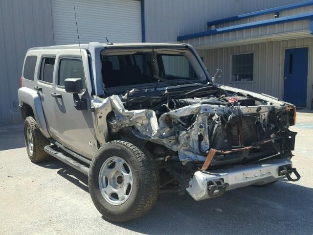 5GTEN13EX88173745 - 2008 HUMMER H3 SILVER photo 1