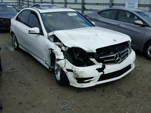 WDDGF4HB6EG228471 - 2014 MERCEDES-BENZ C 250 WHITE photo 1