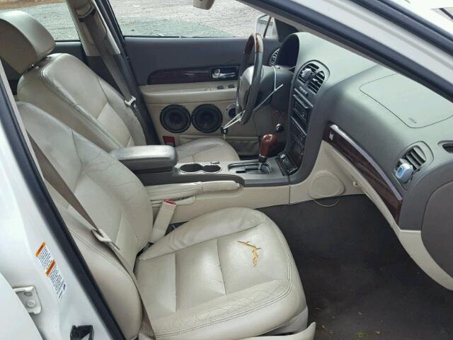 1LNHM87A71Y699310 - 2001 LINCOLN LS 白色 照片 5