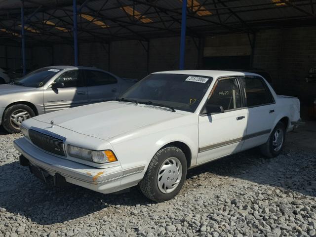 3G4AG55M1RS618695 - 1994 BUICK CENTURY SP WHITE photo 2